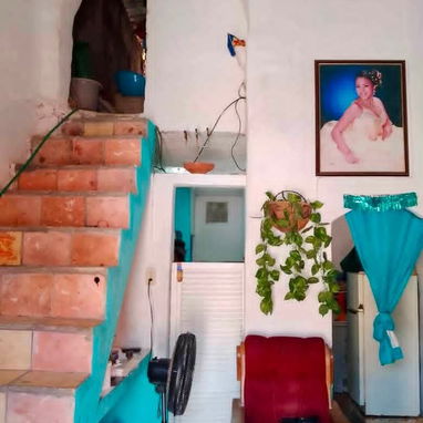 CASA INDEPENDIENTE EN ESQUINA EN LAWTON POR 12000 (3 CUARTOS, PLACA LIBRE, TOTALMENTE AMUEBLADA Y EQUIPADA !!! - 6/6