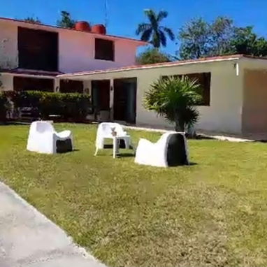 Casa independiente en Siboney Playa 948m² con todas las comodidades - Img 127298262