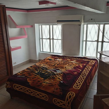 Vendo apartamento en la Habana Vieja a una cuadra de la calle obispo - Img 123287505