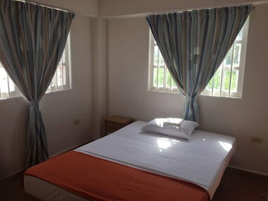Casa de alquiler en Guanabo pegada al mar!!! 4 habitaciones SOLO 120 USD - Img main-image