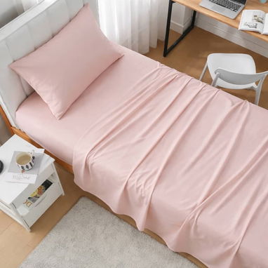 Combo sobre cama, sábana y cortina - Img 118864383