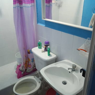 Se vende apartamento en 3er nivel en el reparto turístico de Melilla,Playa Pesquero, Holguín - Img 99723626