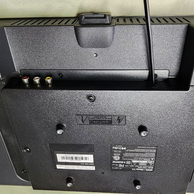 Vendo Televisor Monitor, de 24 Pulgadas, marca Onn Roku, es nuevo, no se ha usado - Img 127035803