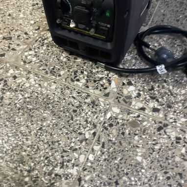 Plantas eléctricas insonora marca pulsar de 4000 watt - 3/7