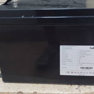 Vendo Inversor Modelo VV3012 12.8 V y dos baterias LiFe P04 100 amp... - Img 126399886
