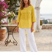 Blusa color amarillo bordada 13usd talla L - Img 55891110