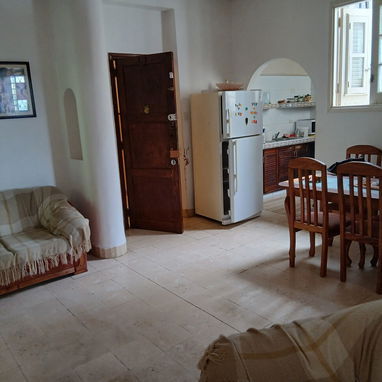 Vendo apto capitalista 4/4 ,con garage, muy buen estado con todo para llegar y vivir.vibora - Img 107750449