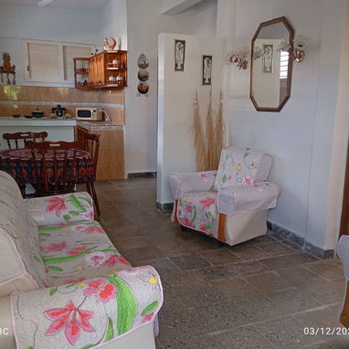 🪼 CASA EN GUANABO CON PISCINA | RENTA DE CASA DE PLAYA EN LA HABANA 🌴🏡✨ - Img 121573342
