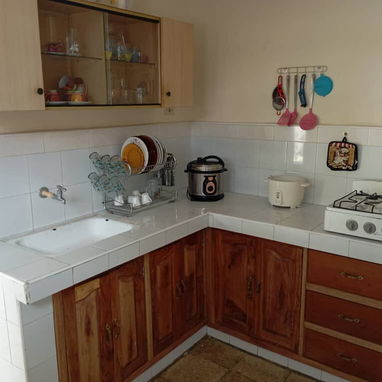 Ofertaaa a 5 cuadras del mar!!! En Cojimar linda casa con posibilidad de garaje!!! - Img 122080014