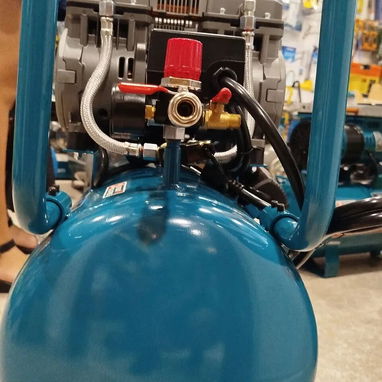 Compresor Aire 💨 TOTAL 100 y 50 Ltrs - Img 117996857