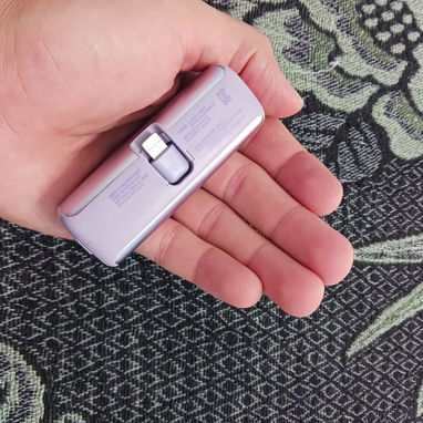 Power bank para iPhone 14 o anteriores (conector de 8 pines). Acepto pago por transferencia. - 2/5