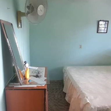 Se vende o se permuta una casa biplanta en Marianao: - Img 119308050