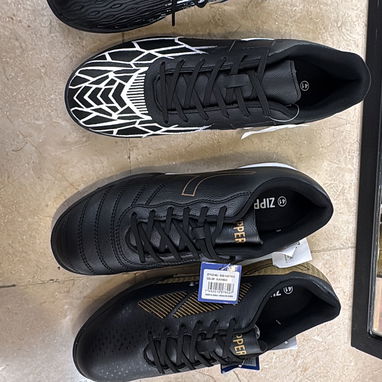 Zapatillas futbol sala - 30 usd o al cambio - Img 121899923
