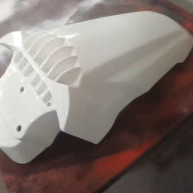 Taller de Reparación de Plastiqueria y Pintura de Motos - 2/4
