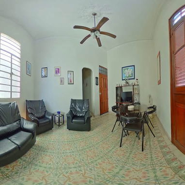 ✅Apartamento en el Vedado🍀En la céntrica avenida de 23 y 12 - 2/10