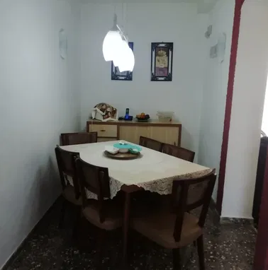 Vendo casa de 3 cuartos 2 baños en el centro del Cotorro - Img 96576299