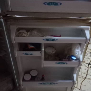 VENDO UN COMBO DE FREEZER Y REFRIGERADOR EN 180 USD LEE DENTRO - Img 122800424