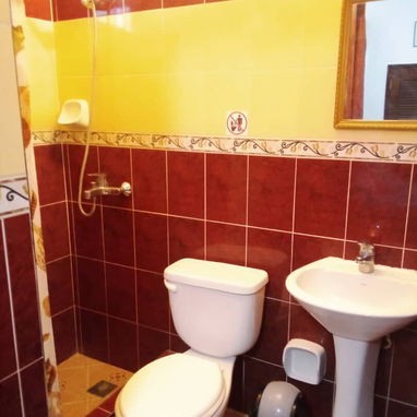 🌊 Alquiler de casa céntrica en Varadero/Alquiler casa en la playa/Renta casa en Varadero 🌊 - 6/10