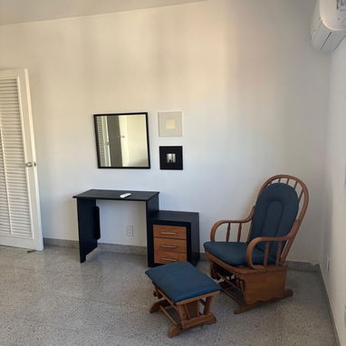 Alquiler por tiempo indefinido en la Habana. Ofertas de rentas lineales en el Vedado. Renta de apartamento de lujo - Img 111415481