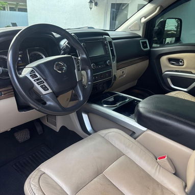 Se Vende Nissan Titán XD 2017 - Img 124462892