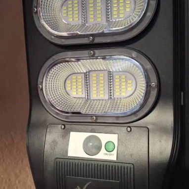 Lampara LED Solar de Alta Intensidad con panel Cod:Alofoke - 2/9