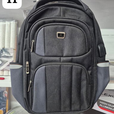 Mochila para laptop con puerto USB (CV) - 8/8