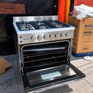 Cocina con horno marca Milexus 5 hornillas - Img 58301088
