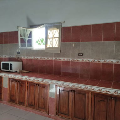 COD. Z 🏡Alquiler de Casa de Playa en Cuba | Piscina y 4 Habitaciones en Guanabo - Img 124967202