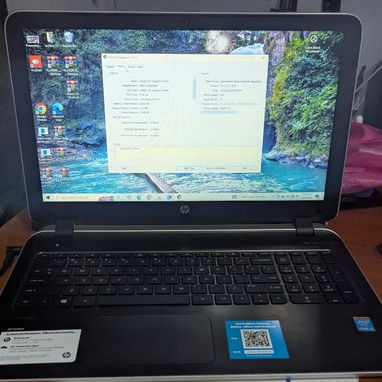 Vendo laptop hp Pavillon 15 con 750 GB HDD, 6 ram, micro i3 4ta - Img 123999022