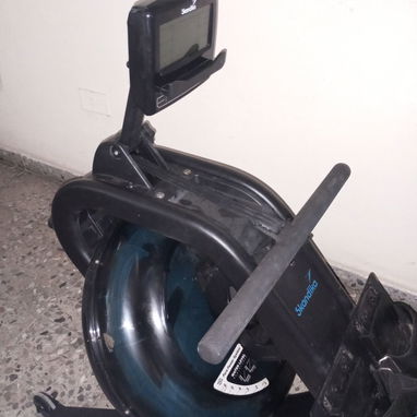 Remo de agua profesional Alemán para ejercicios en casa a otro nivel - Img 124773067