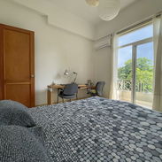 Apartamento Capitalista en Plaza con balcón - Img 58161572