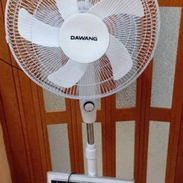 Ventilador recargable con papeles solar - Img 56119298