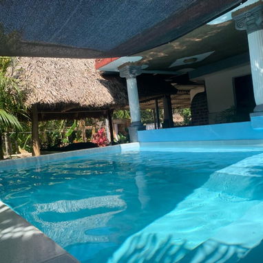 Se renta casa a 1km de la playa de Guanabo con piscina por el gato verde. +53 54026428 - Img 123337918