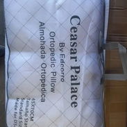 Almohada ortopédica cervical Ceasar Palace 45 × 70 cm US$22.00 · 17.600 CUP - Img 58196324