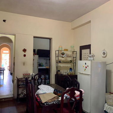 Vivienda en bajos de un Biplanta a pocos metros de 15 y 80 - Img 121819392