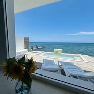 Se alquila casa de playa,Santa Fe. Opciones para grupos o parejas. Casa frente al mar con piscina y paneles solares. - Img 56087051