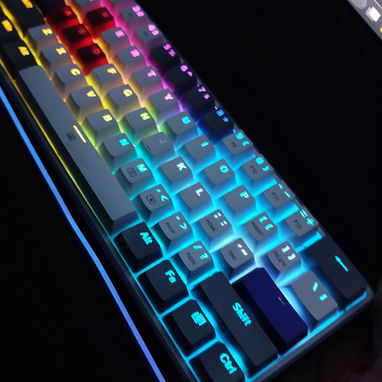 Vendo teclado mecánico casi nuevo - 3/3