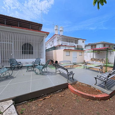 casa larga estancia en la habana con 5 habitaciones + OFERTA DE PRECIO POR TIEMPO LIMITADO - Img 124408819
