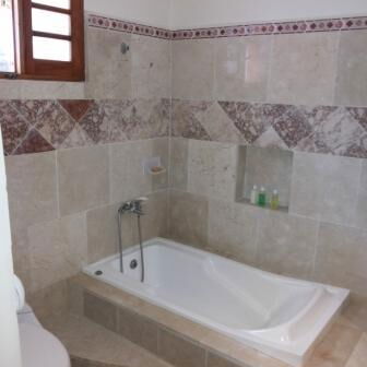 CAsa de 3 cuartos y 3 baños Santa Felicia - 6/6
