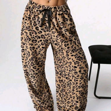 Pijamas para mujer - Img 122203123