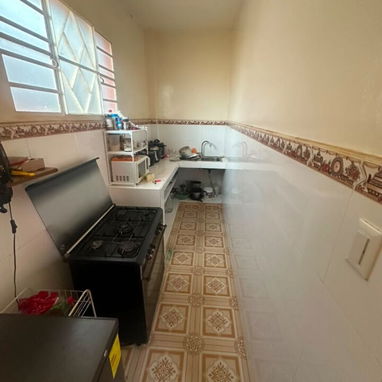 Casa independiente en venta antes de llegar a calle 60, a una cuadra antes de la avenida 19 - 8/10