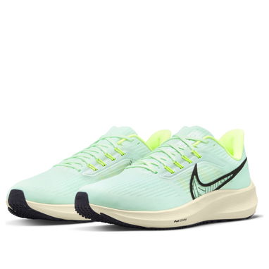 TIENDA DE SNEAKERS - Img 121770889