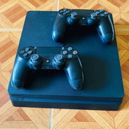 ✨️Ps4 slim pirateado 1 tera lleno de juegos 2 mandos y sus cables llegar y jugar ✨️ - Img 56569837