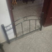 Se vende cama personal de uso, con colchón. - Img 54934222