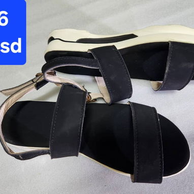 Zapatos de mujer,carteras y pamelas - Img 119153384