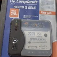 COMPROO PROTECTOR DE VOLTAJE DE 220V A 30A LA CONEXIÓN DE TORNILLO--#--54748161 PARECIDO AL DE LA FOTO NUEVO 0KMM. - Img 55108305