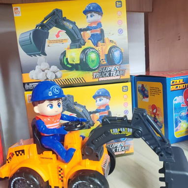Todos estos juguetes, cantan, tienen luces y caminan. Vienen con sus pilas. Precio 7 - Img 121791524