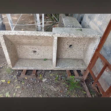 Losas de granito,Rodapie,apollo de ventanas, lavaderos,mesetas, columnas,balostres, - 5/10