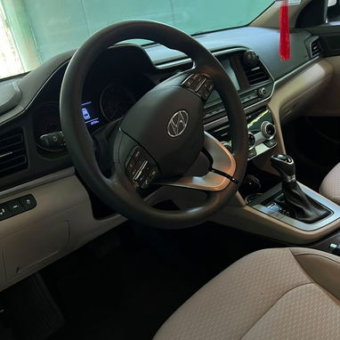 Hyundai Elandra 2019 - 3/4