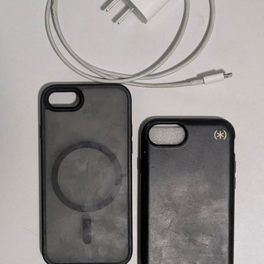 iPhone SE - 3/3